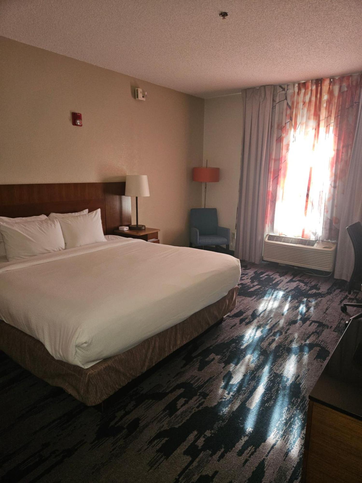 Fairfield Inn & Suites By Marriott Tulsa Central Exterior photo