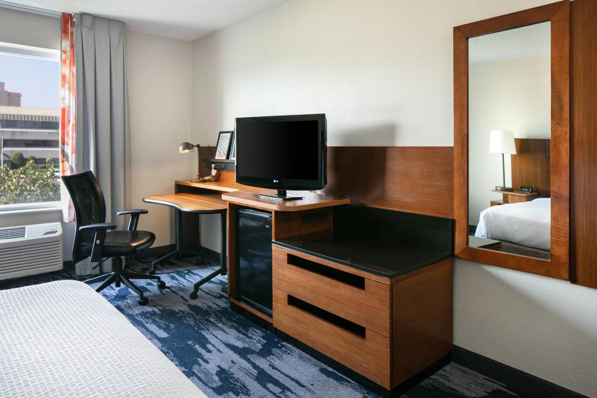 Fairfield Inn & Suites By Marriott Tulsa Central Exterior photo